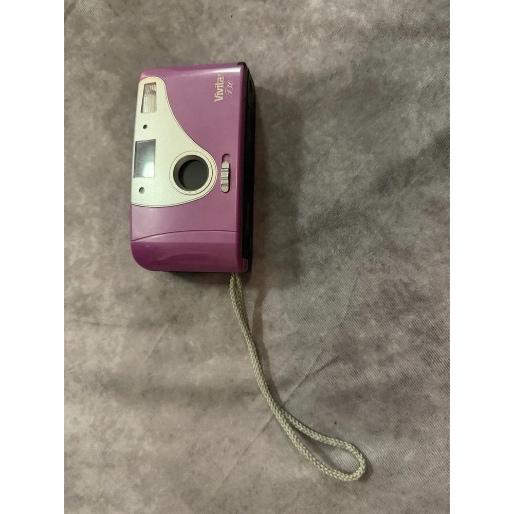 Vivitar 75r 35mm Point & Shoot Film Camera Fixed Focus w/ Flash Purple/Silver